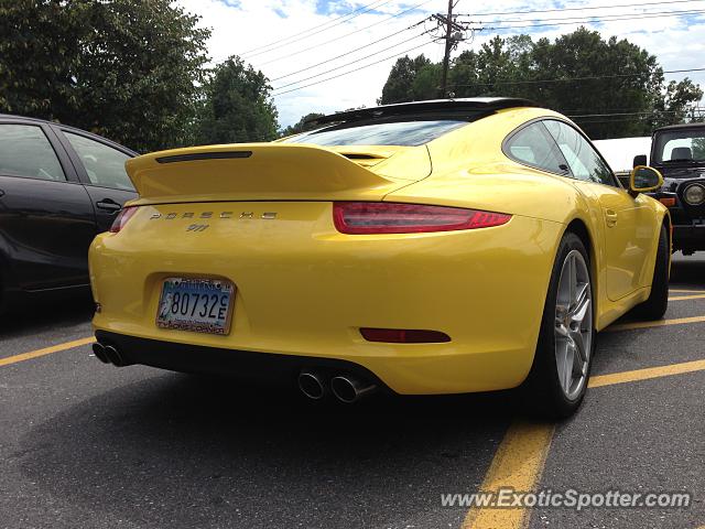 Porsche 911 spotted in Glen Echo, Maryland