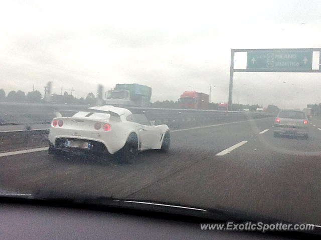 Lotus Elise spotted in Brescia, Italy