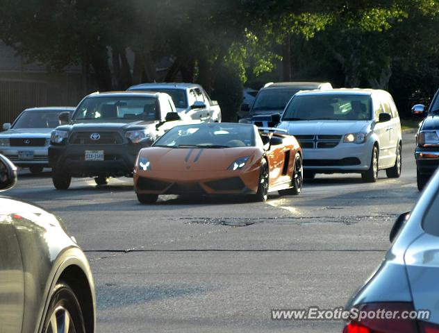 Lamborghini Gallardo spotted in Dallas, Texas