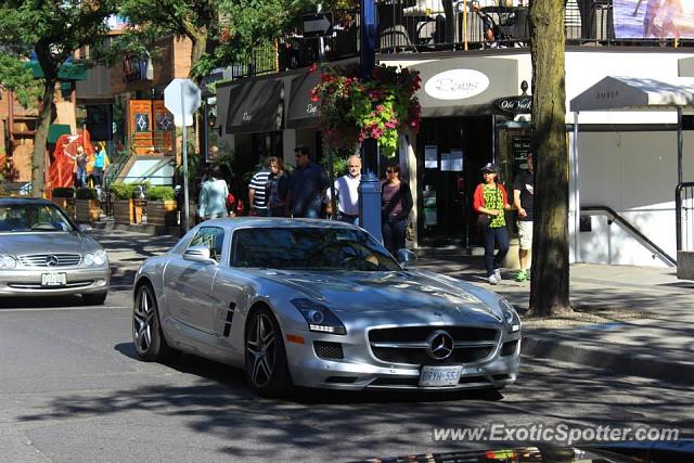 Mercedes SLS AMG spotted in Toronto, Canada