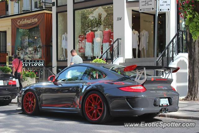 Porsche 911 GT3 spotted in Toronto, Canada