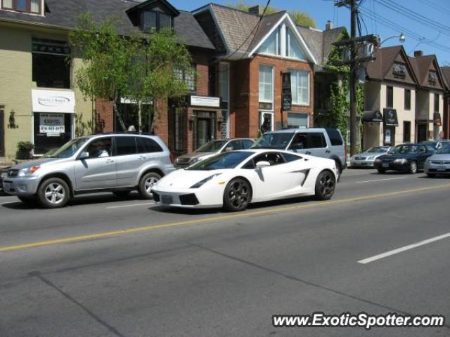 Lamborghini Gallardo spotted in Toronto, Canada