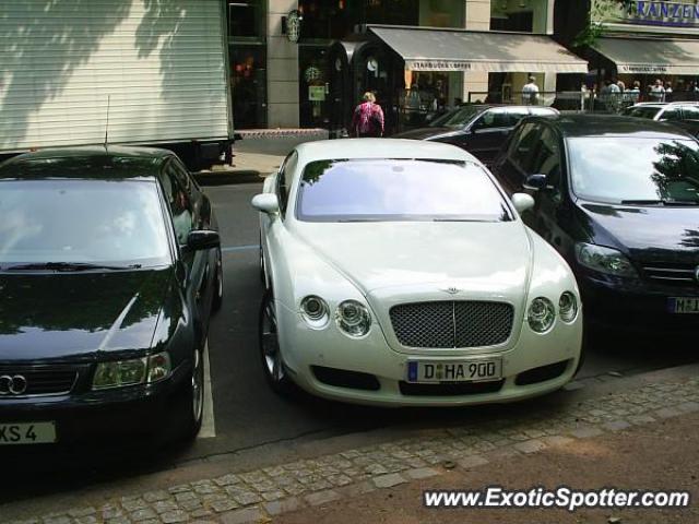 Bentley Continental spotted in Düsseldorf, Germany