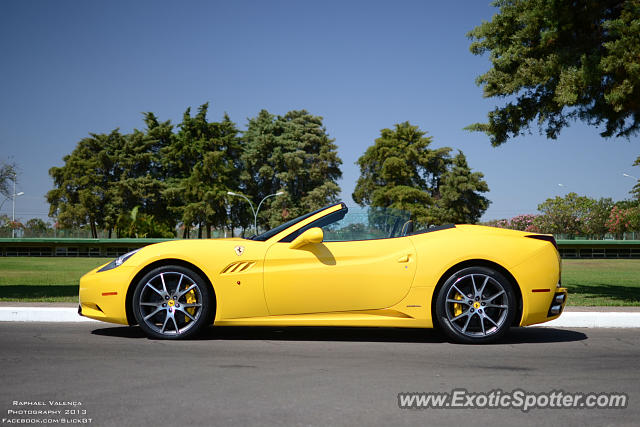 Ferrari California spotted in Brasilia, Brazil