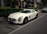 Mercedes SLS AMG