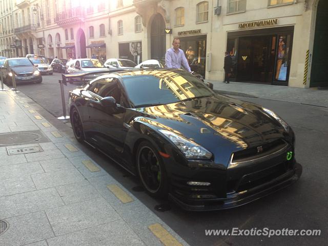 Nissan GT-R spotted in Paris, France