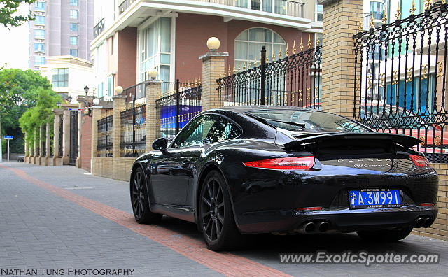 Porsche 911 spotted in Shanghai, China