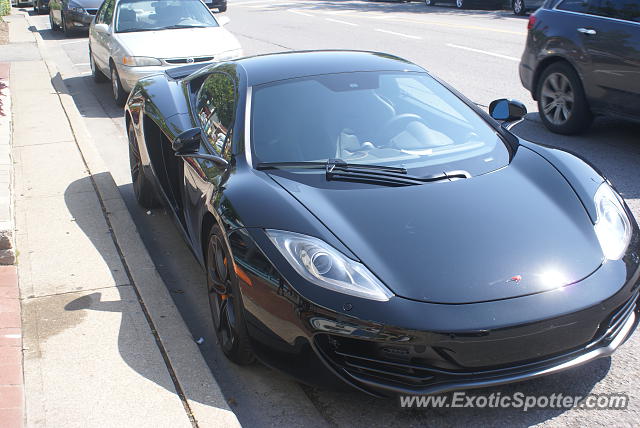 Mclaren MP4-12C spotted in Niagara  canada, Canada