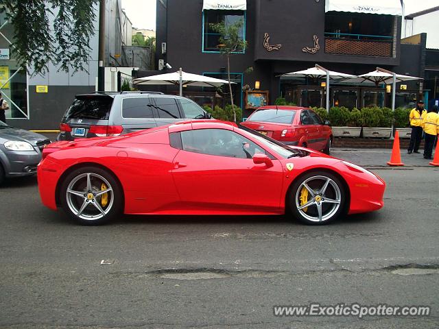 Ferrari 458 Italia spotted in Lima, Peru