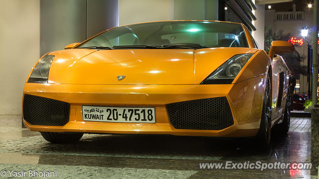 Lamborghini Gallardo spotted in Dubai, United Arab Emirates