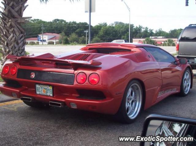 Lamborghini Diablo spotted in Bradenton, Florida