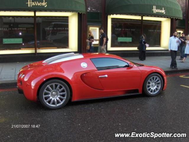 Bugatti Veyron spotted in London, United Kingdom