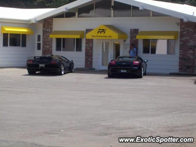 Lamborghini Gallardo spotted in Everett, Washington