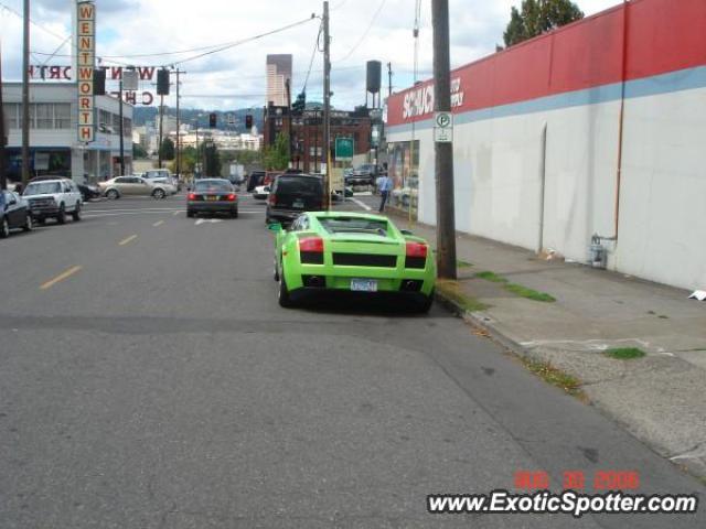 Lamborghini Gallardo spotted in Portland, Oregon