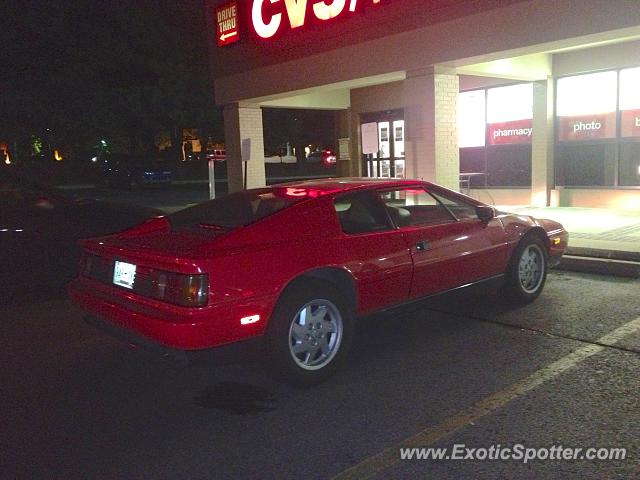 Lotus Esprit spotted in Brentwood, Tennessee