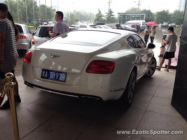 Bentley Continental spotted in Zhengzhou,Henan, China