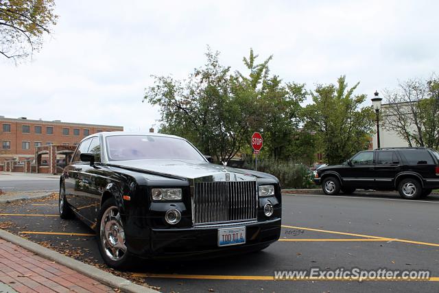 Rolls Royce Phantom spotted in Lake Forest, Illinois