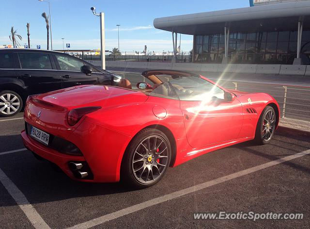 Ferrari California spotted in Faro, Portugal