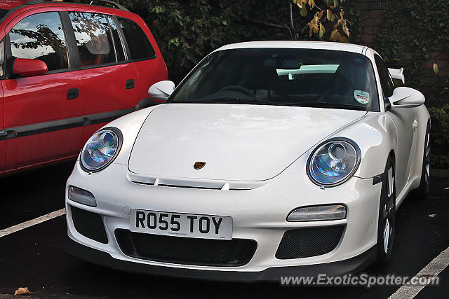 Porsche 911 GT3 spotted in York, United Kingdom