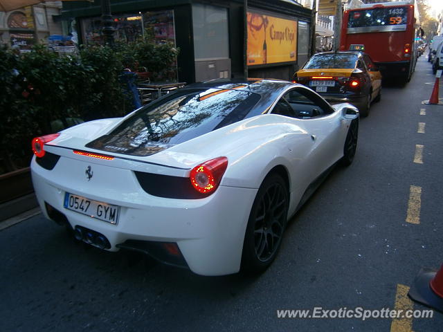 Ferrari 458 Italia spotted in Barcelona, Spain