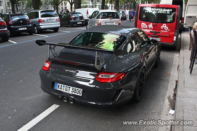 Porsche 911 GT3 spotted in Düsseldorf, Germany