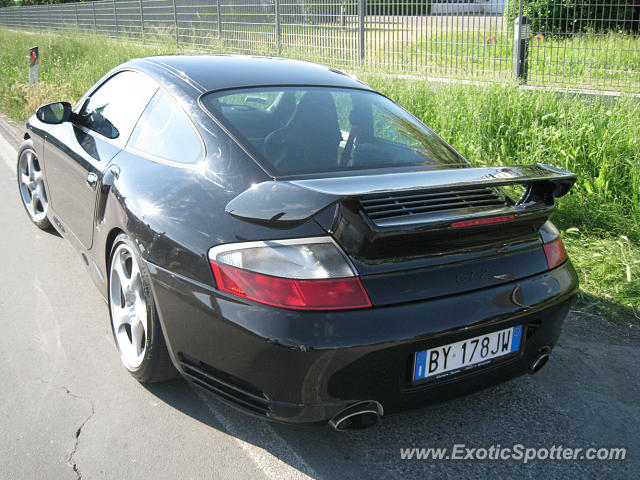 Porsche 911 GT2 spotted in Sant'Agata Bo, Italy