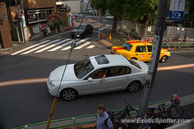 Bentley Continental spotted in Tokyo, Japan