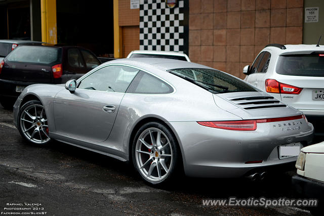 Porsche 911 spotted in Brasilia, Brazil