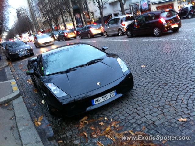 Lamborghini Gallardo spotted in Paris, France