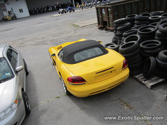 Dodge Viper spotted in Plattsburgh, Canada