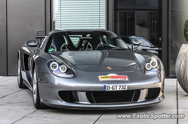 Porsche Carrera GT spotted in Düsseldorf, Germany