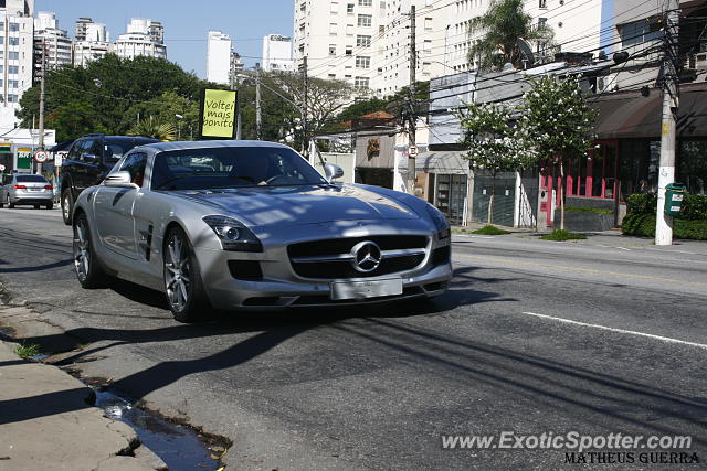 Mercedes SLS AMG spotted in São Paulo, Brazil