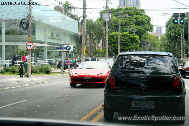 Ferrari 458 Italia spotted in São Paulo, Brazil