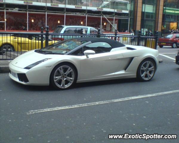 Lamborghini Gallardo spotted in London, United Kingdom