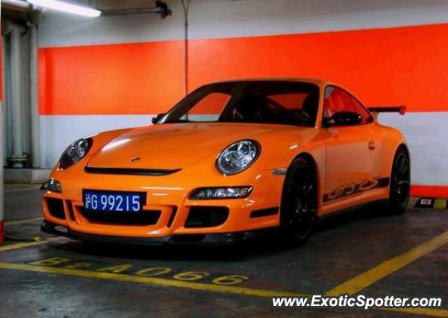 Porsche 911 GT3 spotted in Shanghai, China