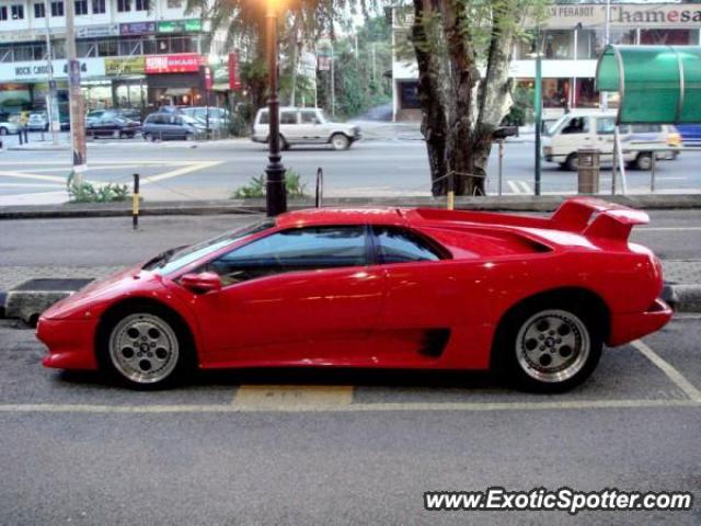 Lamborghini Diablo spotted in Kuala Lumpur, Malaysia