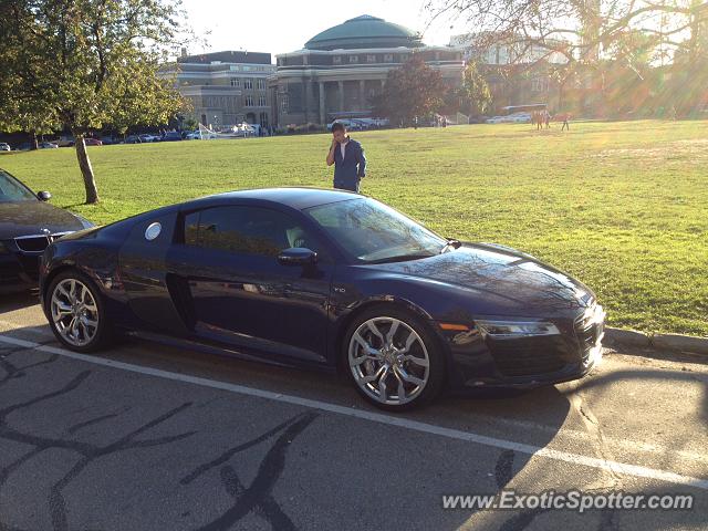 Audi R8 spotted in Toronto, Canada