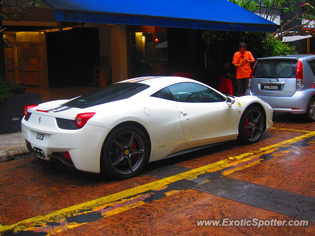 Ferrari 458 Italia spotted in Kuala Lumpur, Malaysia