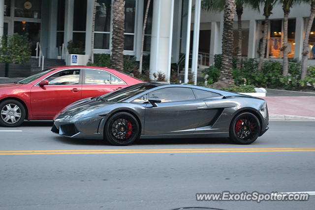 Lamborghini Gallardo spotted in Miami Beach, Florida