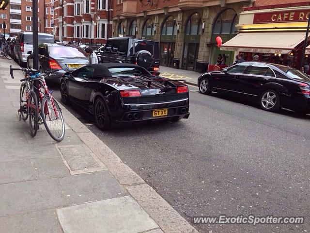 Lamborghini Gallardo spotted in London, United Kingdom