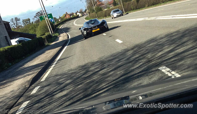 Mclaren P1 spotted in Near Knutsford, United Kingdom