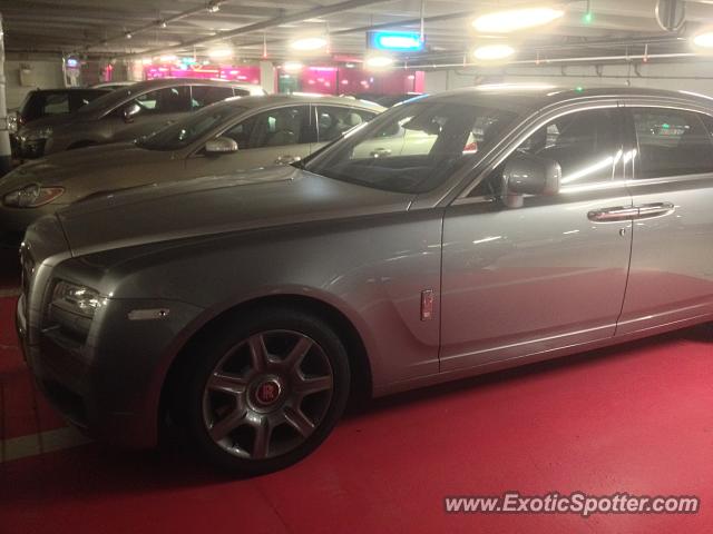 Rolls Royce Ghost spotted in Orly, France