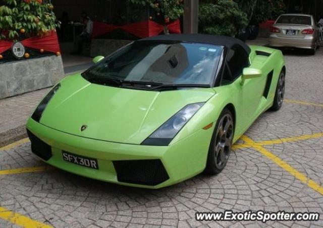 Lamborghini Gallardo spotted in Singapore, Singapore