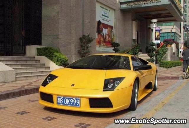 Lamborghini Murcielago spotted in Guangdong, China