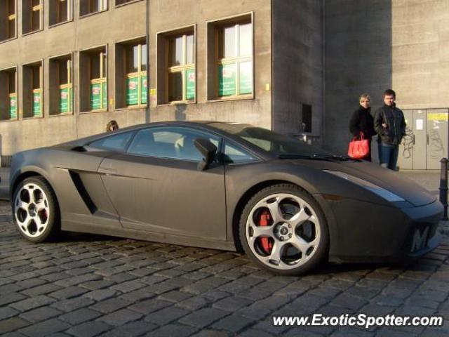 Lamborghini Gallardo spotted in Warsaw, Poland