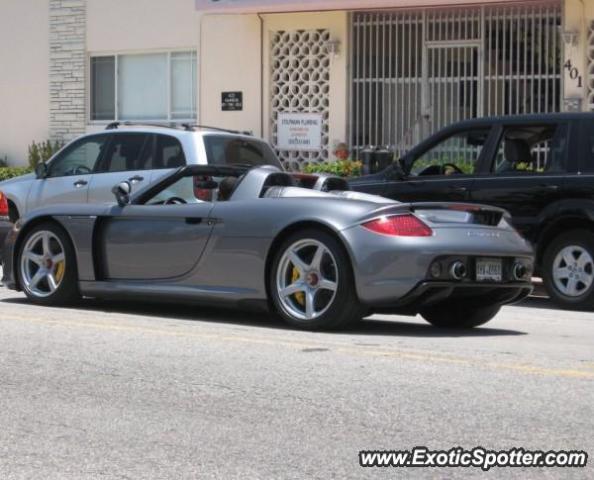 Porsche Carrera GT spotted in Istanbul, Turkey