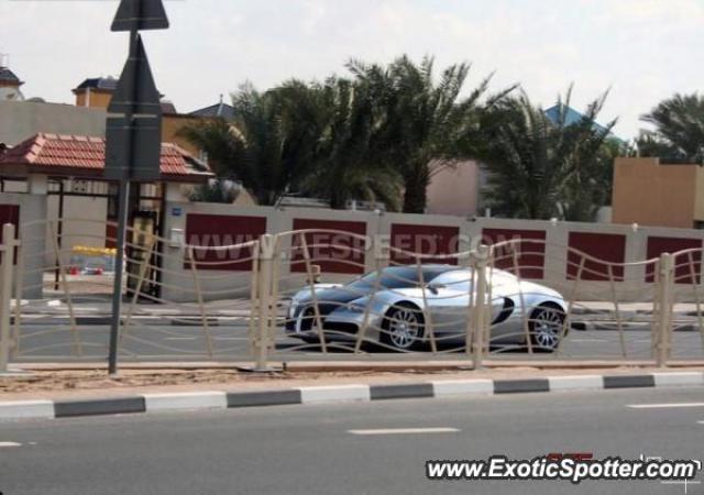 Bugatti Veyron spotted in Abu dhabi, United Arab Emirates