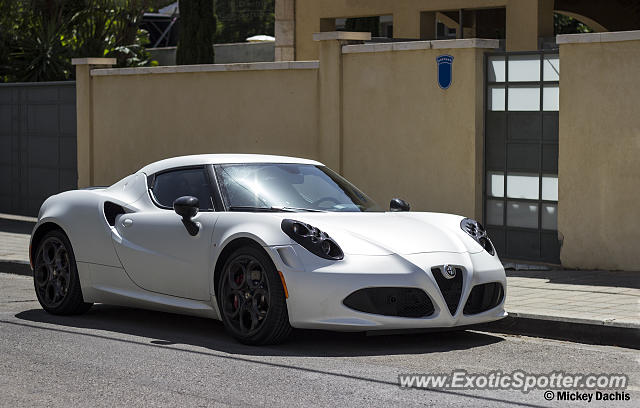 Alfa Romeo 4C spotted in Herzliya, Israel