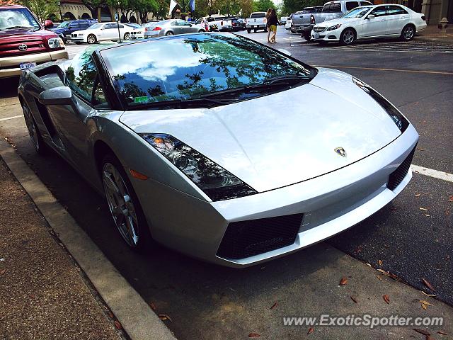 Lamborghini Gallardo spotted in Dallas, Texas