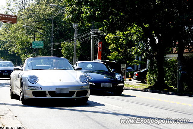 Porsche 911 spotted in São Paulo, Brazil